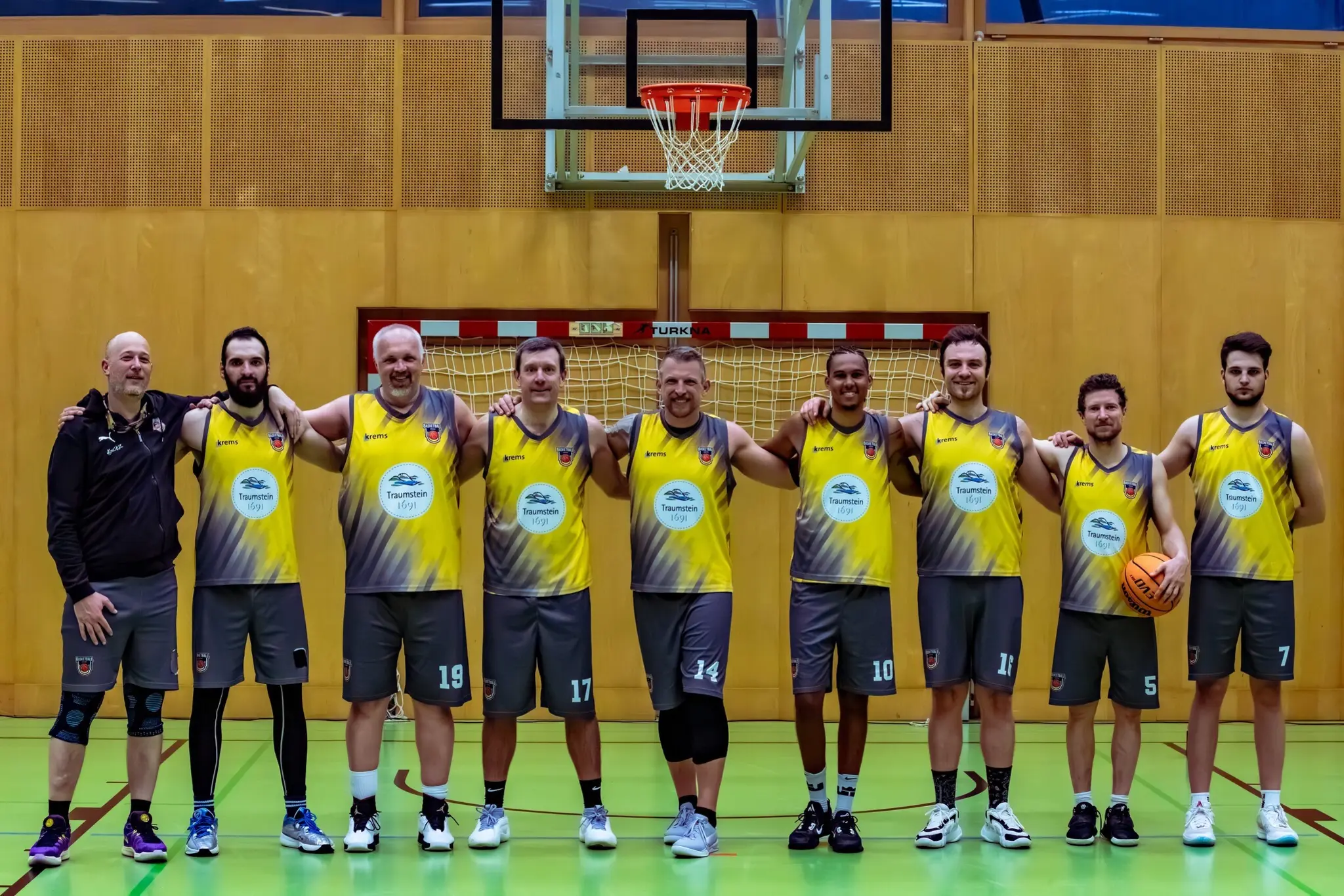 1. KLASSE NÖ: BASKETBALL KREMS IM HALBFINALE